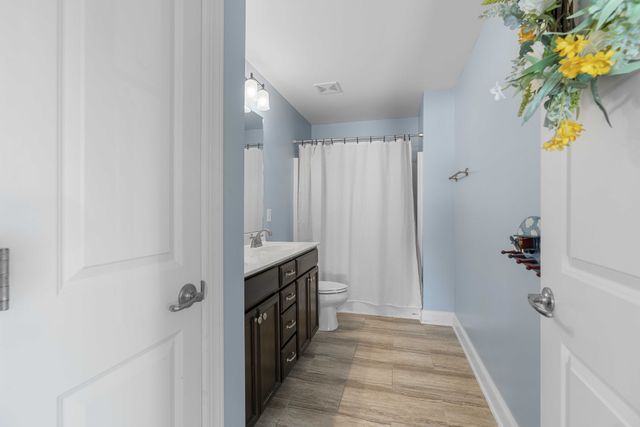 5543 Stonefield Dr, Smyrna, TN 37167