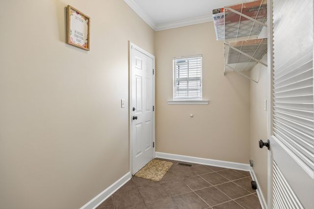 604 Summerbreeze Ln, Antioch, TN 37013