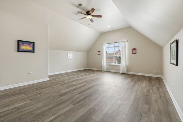 604 Summerbreeze Ln, Antioch, TN 37013