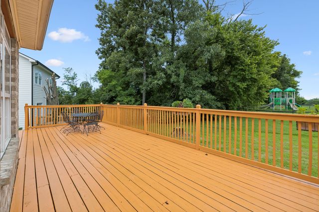 604 Summerbreeze Ln, Antioch, TN 37013