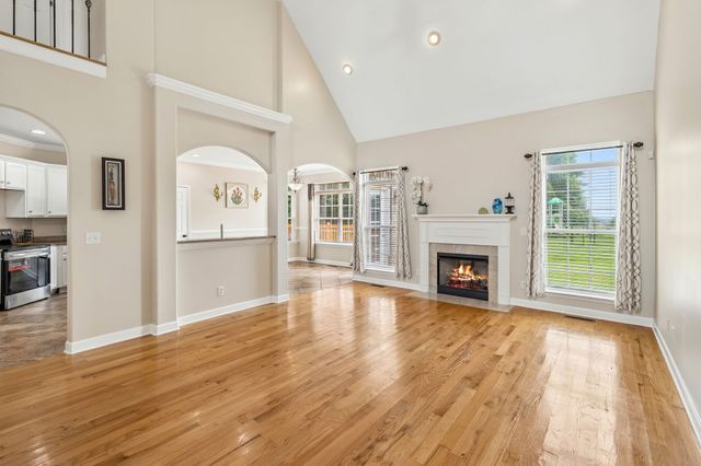 604 Summerbreeze Ln, Antioch, TN 37013