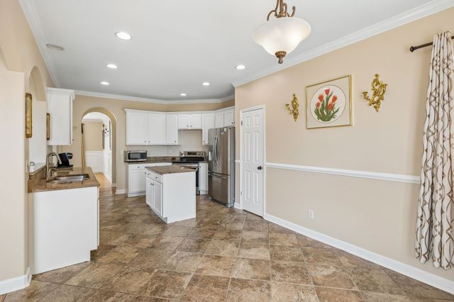 604 Summerbreeze Ln, Antioch, TN 37013