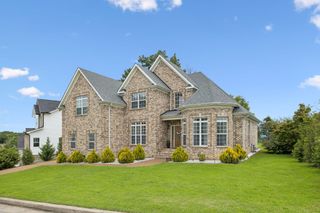 604 Summerbreeze Ln, Antioch, TN 37013