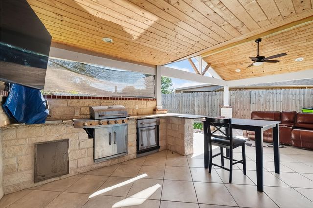 2407 Brookford Drive, Missouri City, TX 77489