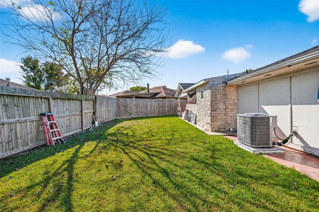 2407 Brookford Drive, Missouri City, TX 77489