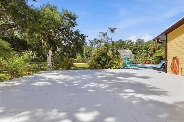 3348 ALAMO LANE, Sarasota, FL 34235