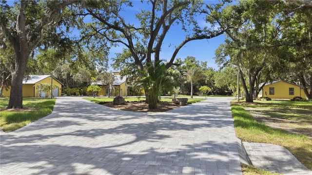 3348 ALAMO LANE, Sarasota, FL 34235