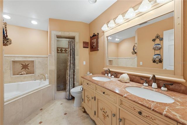 3348 ALAMO LANE, Sarasota, FL 34235