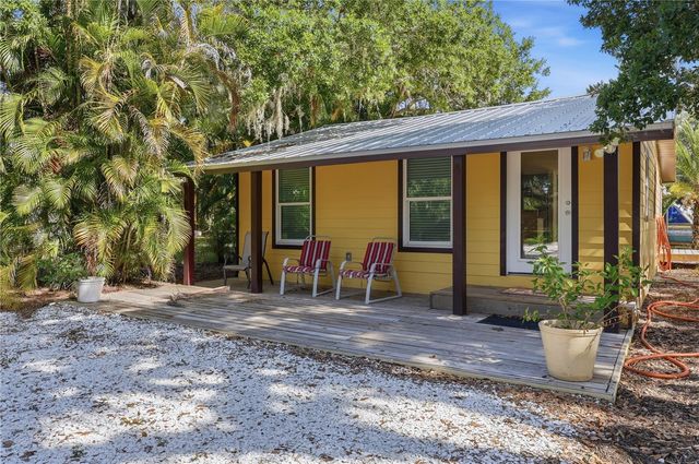 3348 ALAMO LANE, Sarasota, FL 34235
