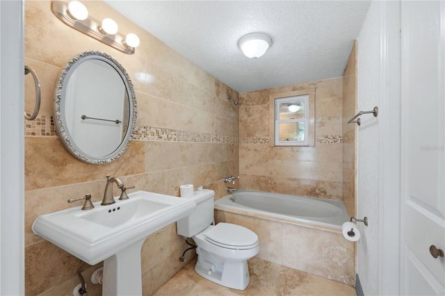 3348 ALAMO LANE, Sarasota, FL 34235