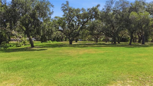3348 ALAMO LANE, Sarasota, FL 34235