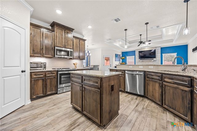 3424 Waggoner Drive, Belton, TX 76513