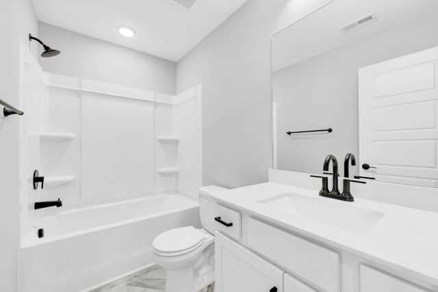 1303 Jonathan Wade Circle, Clarksville, TN 37043