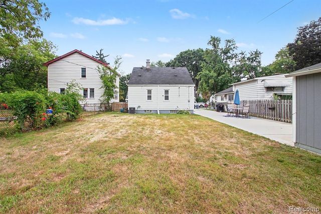 25356 Ivanhoe, Redford, MI 48239