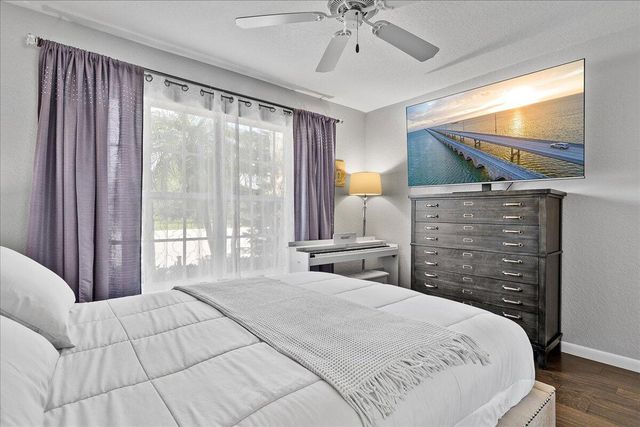 15151 Banbury Way, Wellington, FL 33414