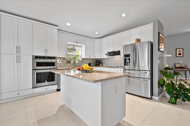 15151 Banbury Way, Wellington, FL 33414