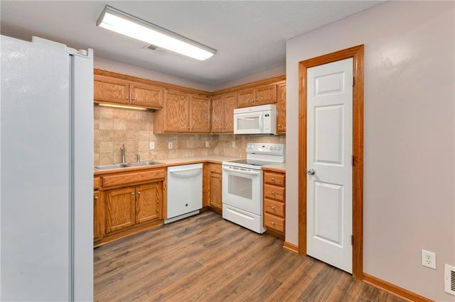 15628 Landauer Circle, Basehor, KS 66007