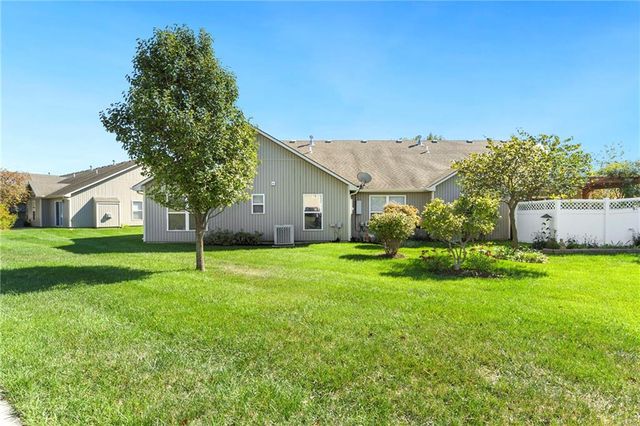 15628 Landauer Circle, Basehor, KS 66007