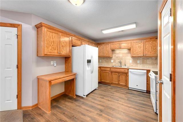 15628 Landauer Circle, Basehor, KS 66007