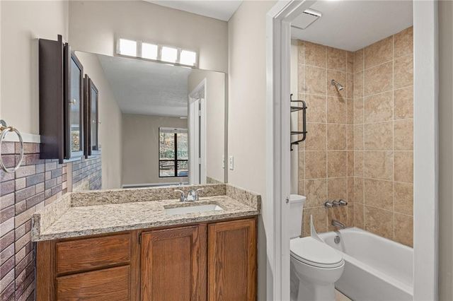 408 Warm Springs Circle, Roswell, GA 30075