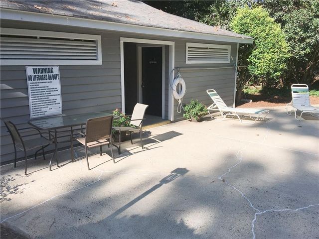 408 Warm Springs Circle, Roswell, GA 30075