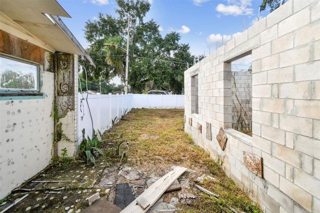 1800 PALM LANE, Orlando, FL 32803