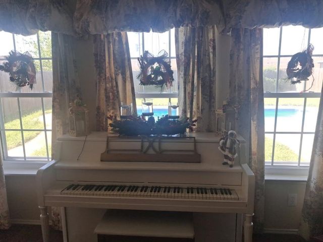 6631 Sutton Meadows Drive, Houston, TX 77086