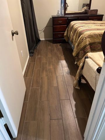 6631 Sutton Meadows Drive, Houston, TX 77086