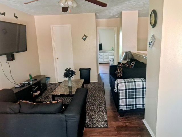 6631 Sutton Meadows Drive, Houston, TX 77086