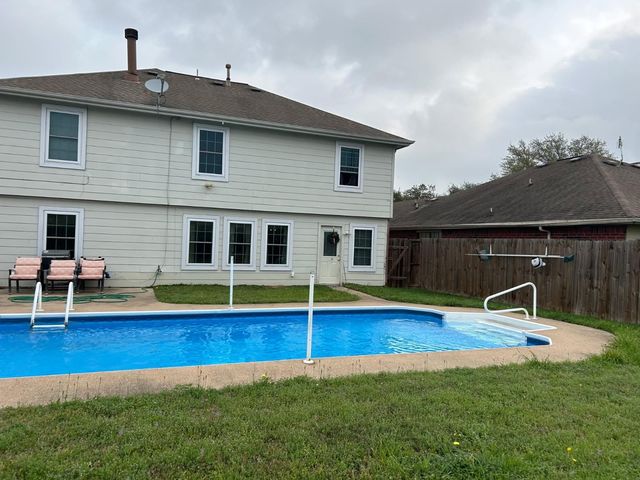 6631 Sutton Meadows Drive, Houston, TX 77086