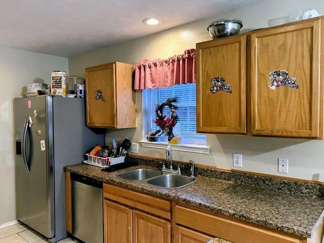 6631 Sutton Meadows Drive, Houston, TX 77086