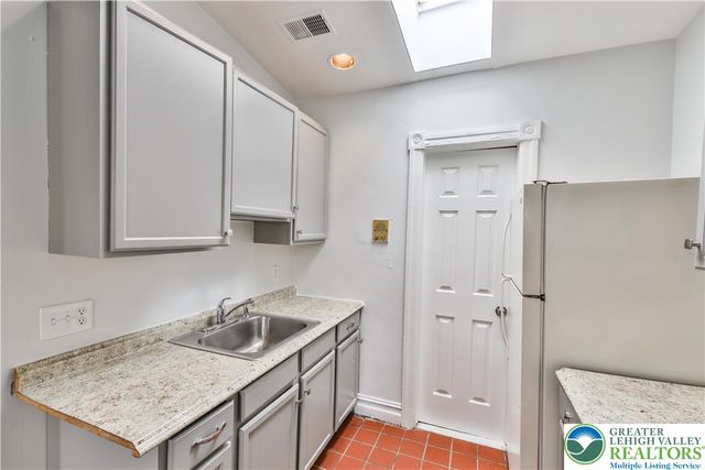 39 North 11th Street C, Allentown City, PA 18101