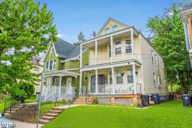 109 RICHELIEU TER, Newark City, NJ 07106