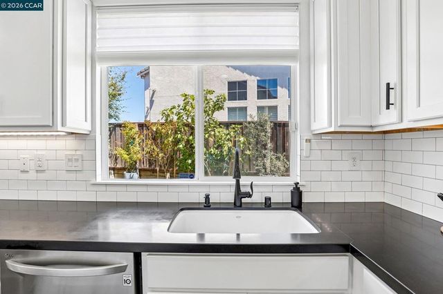 614 Rock Rose Way, Richmond, CA 94806