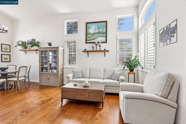 614 Rock Rose Way, Richmond, CA 94806