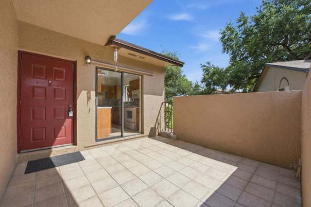 2267 NW 37th Avenue, Coconut Creek, FL 33066