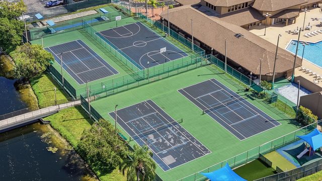 2267 NW 37th Avenue, Coconut Creek, FL 33066