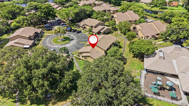 2267 NW 37th Avenue, Coconut Creek, FL 33066