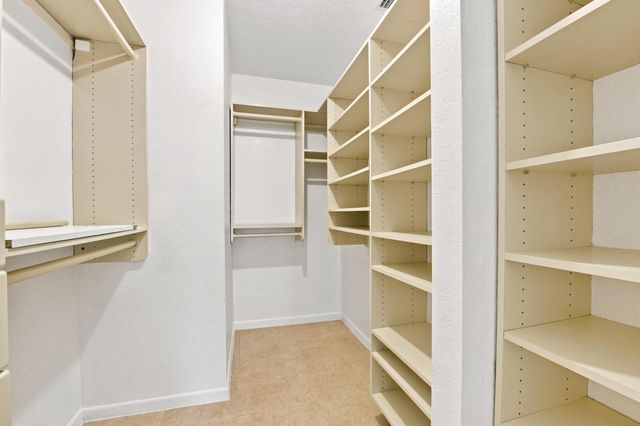 2267 NW 37th Avenue, Coconut Creek, FL 33066