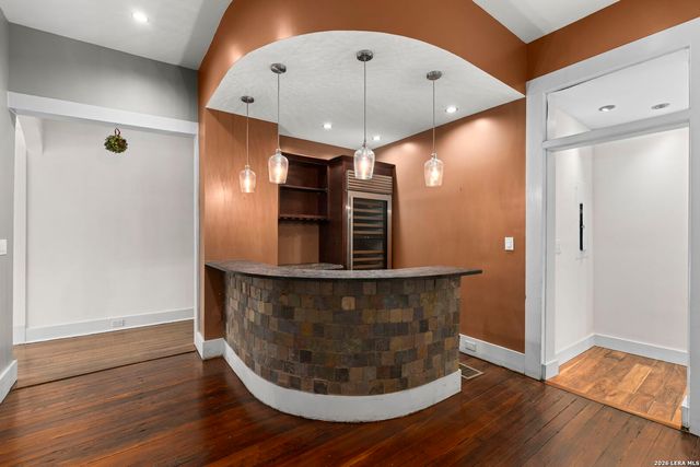 120 W CRAIG PL, San Antonio, TX 78212