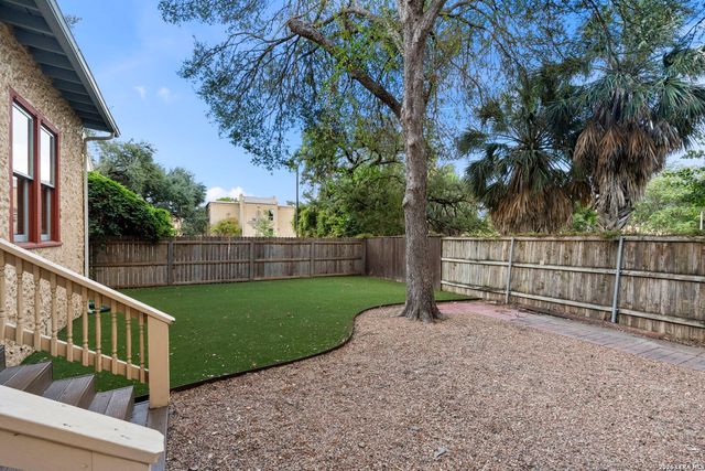 120 W CRAIG PL, San Antonio, TX 78212