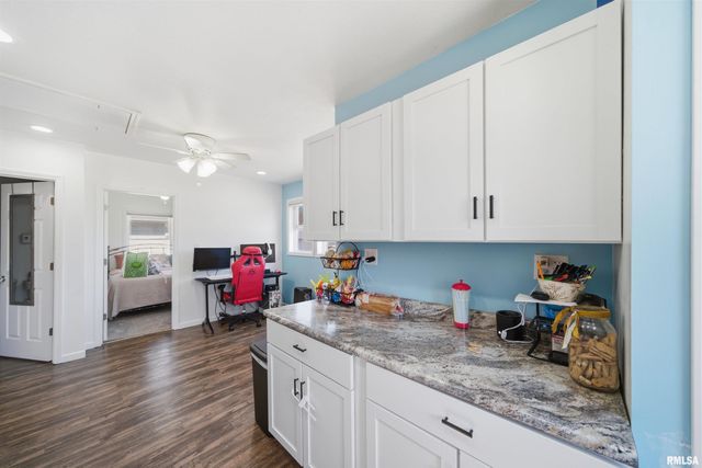 1228 HOWARD Court, Pekin, IL 61554