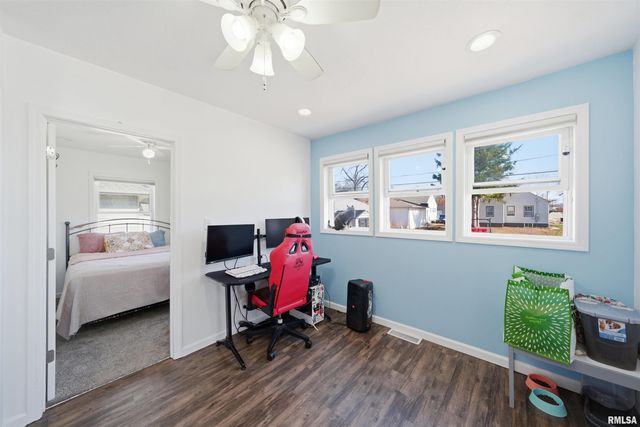 1228 HOWARD Court, Pekin, IL 61554