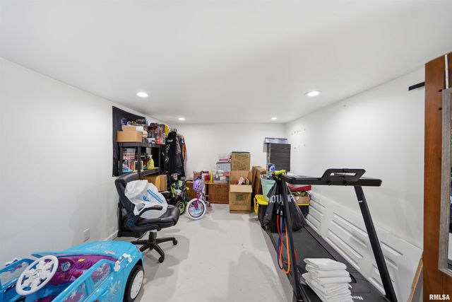 1228 HOWARD Court, Pekin, IL 61554