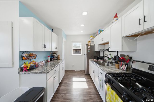 1228 HOWARD Court, Pekin, IL 61554