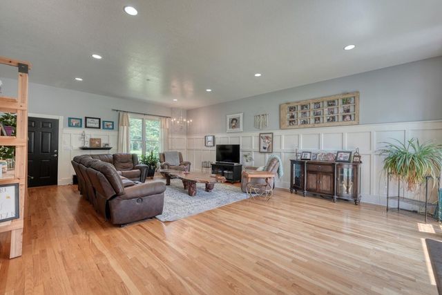 1007 Valley River Avenue, Murphy, NC 28906