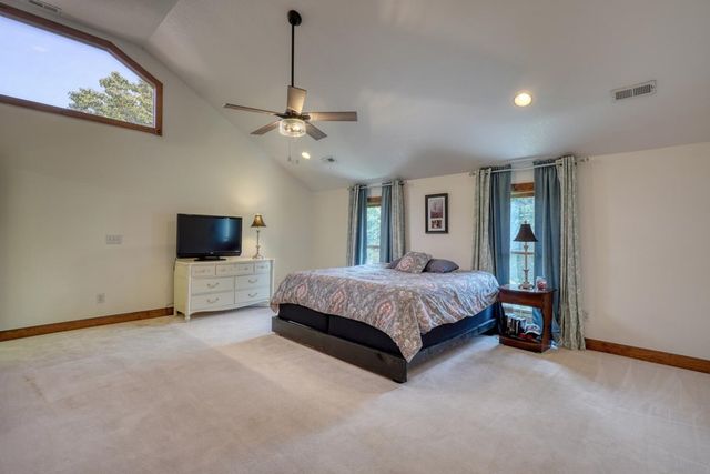 1007 Valley River Avenue, Murphy, NC 28906