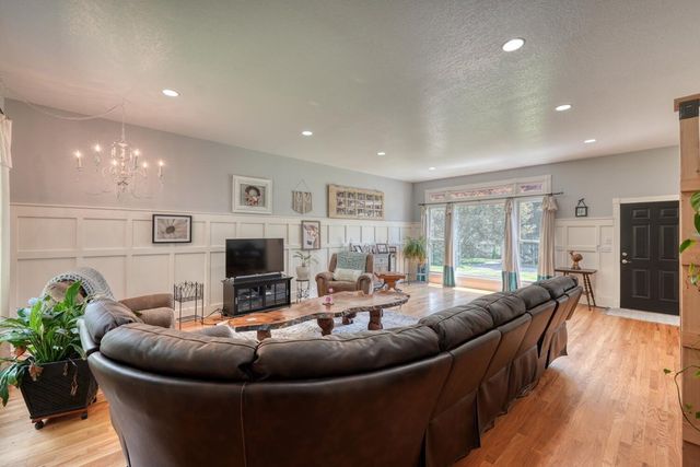 1007 Valley River Avenue, Murphy, NC 28906