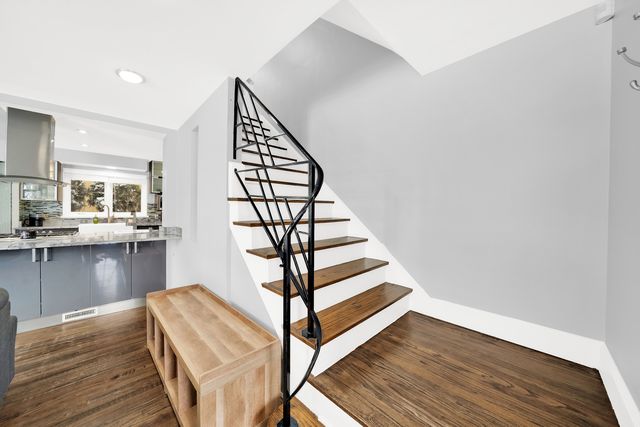 478 Kent Road, Riverside, IL 60546