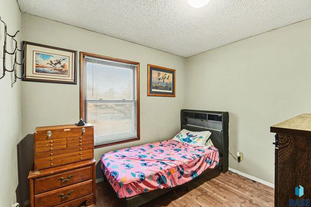 5413 N French Ave Avenue, Sioux Falls, SD 57104